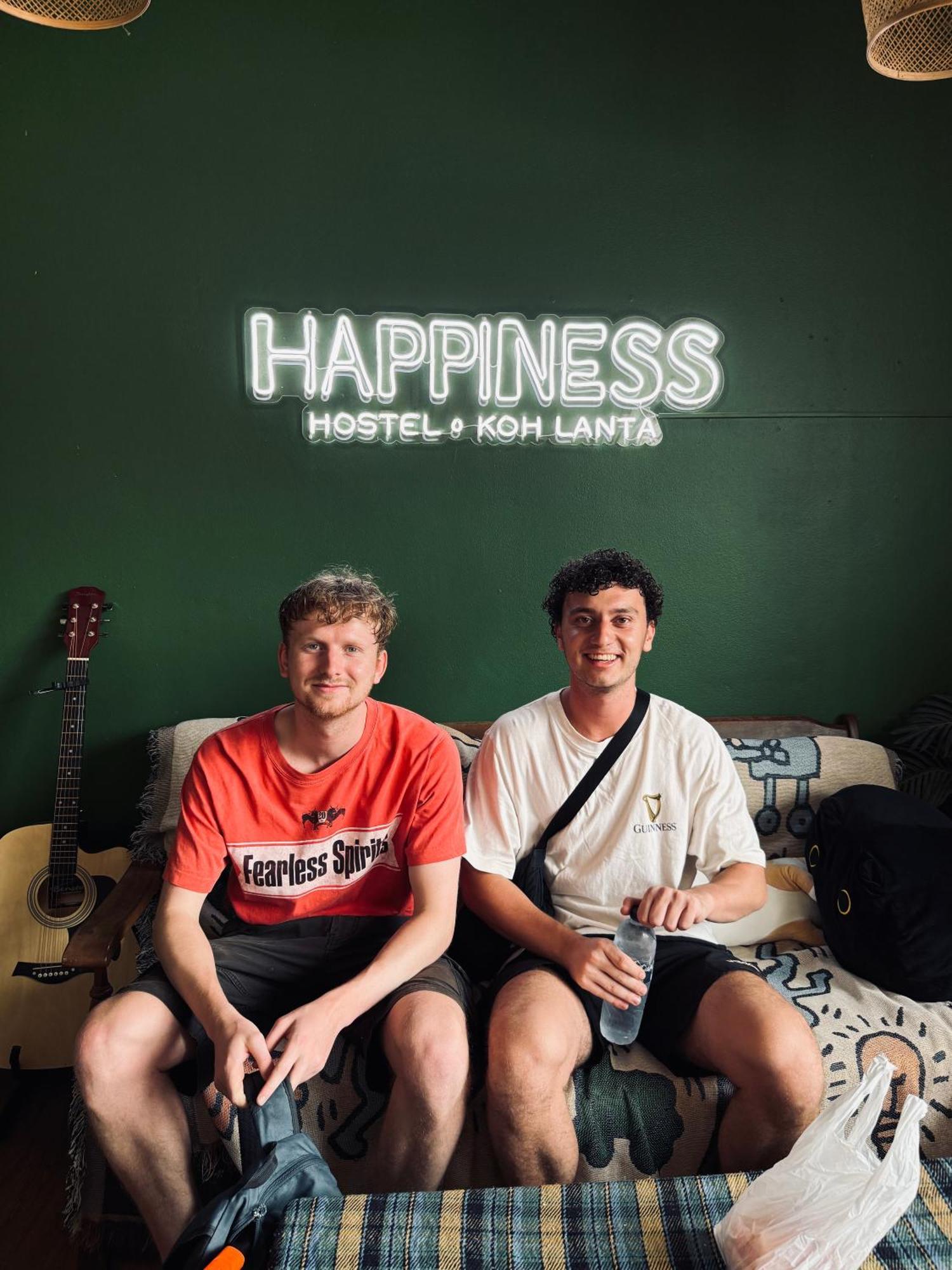 Happiness Hostel Koh Lanta Exterior photo