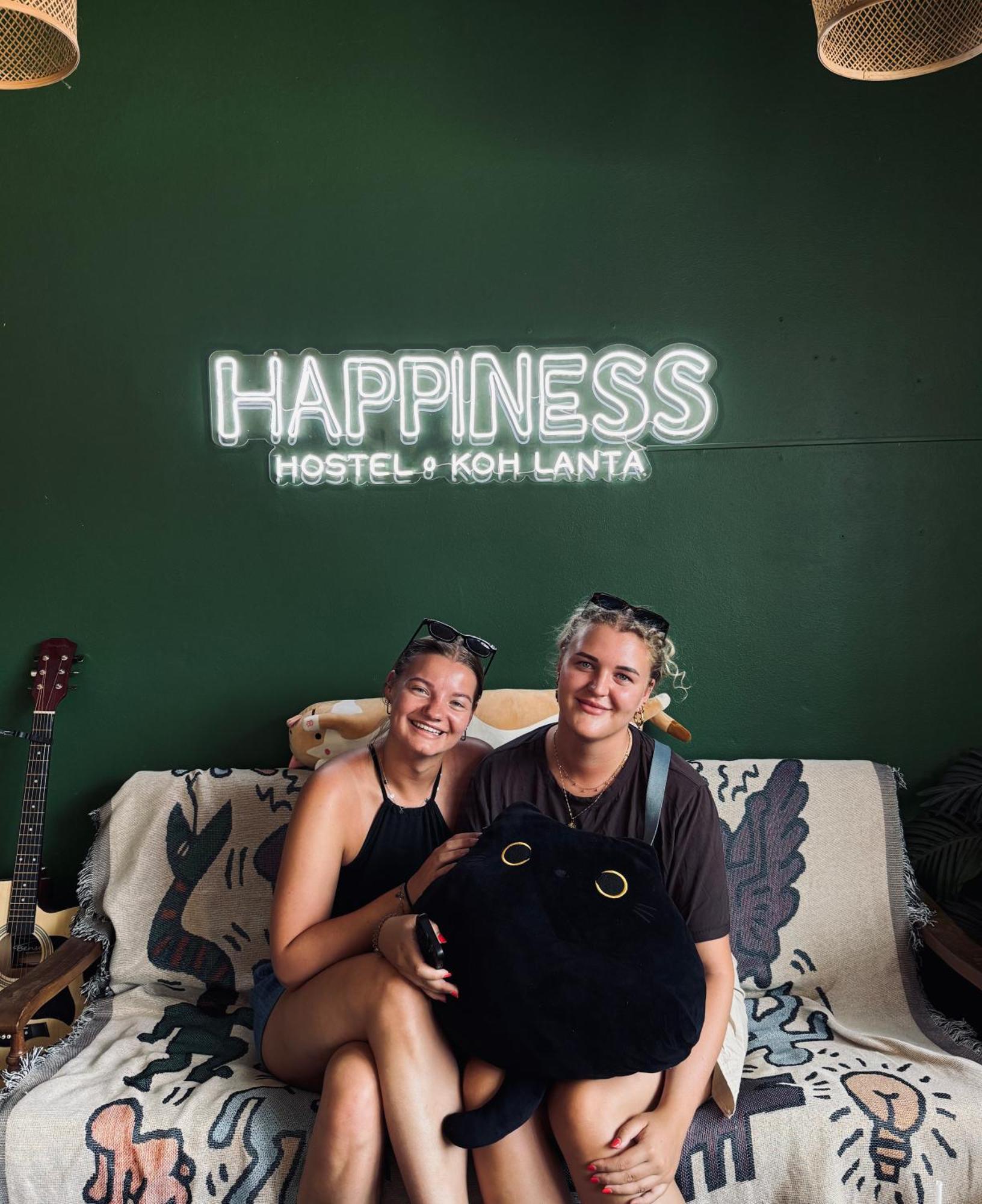 Happiness Hostel Koh Lanta Exterior photo